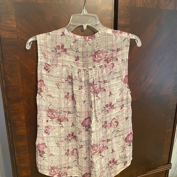 Joie 100% Silk floral sleeveless blouse Size Small - Picture 9 of 9